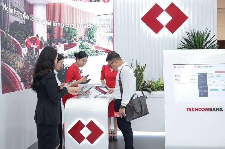 Techcombank nâng tiêu chuẩn hệ điều hành và bảo mật trên ứng dụng ngân hàng số